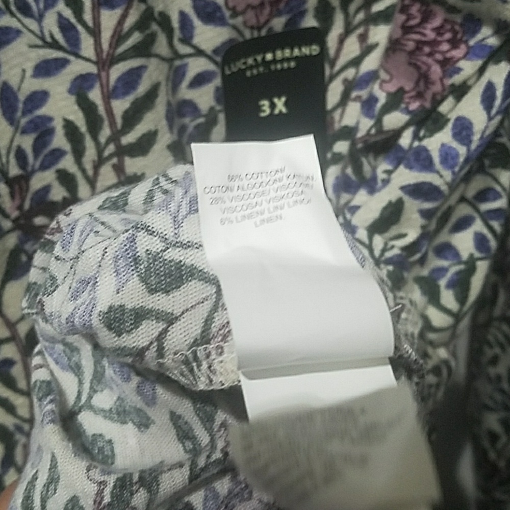 Lucky Brand Plus Banded Bottom Peasant Top - Picture 8 of 8